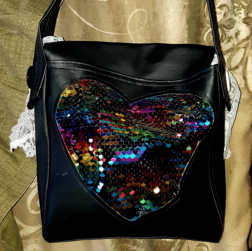 Sequins and hearts shoulder bag